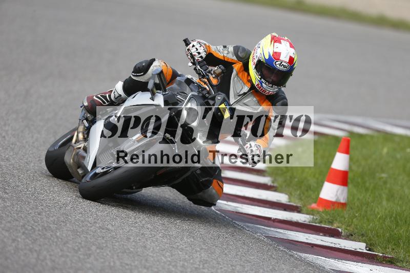 /53 16.09.2025 Track Day Domi Aegerter ADR/Gruppe gelb/ohne